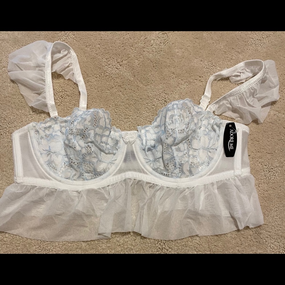 Adore Me 36C ruffle lace bra